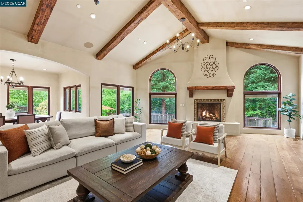80 Rheem Boulevard Orinda CA 94563