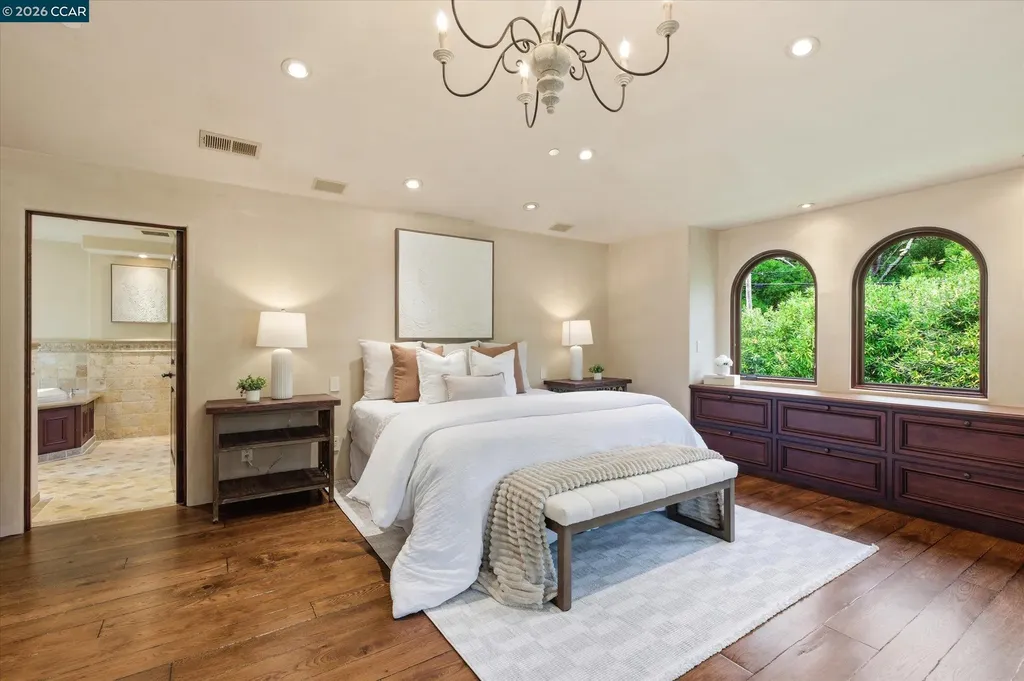 80 Rheem Boulevard Orinda CA 94563