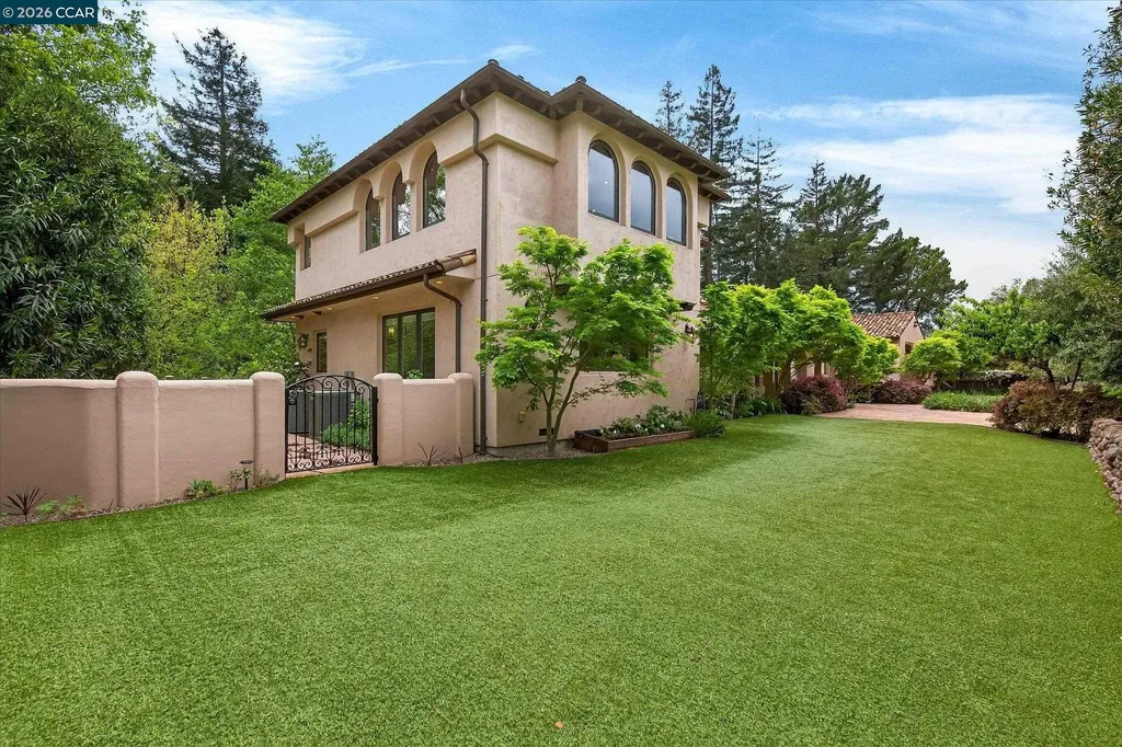 80 Rheem Boulevard Orinda CA 94563