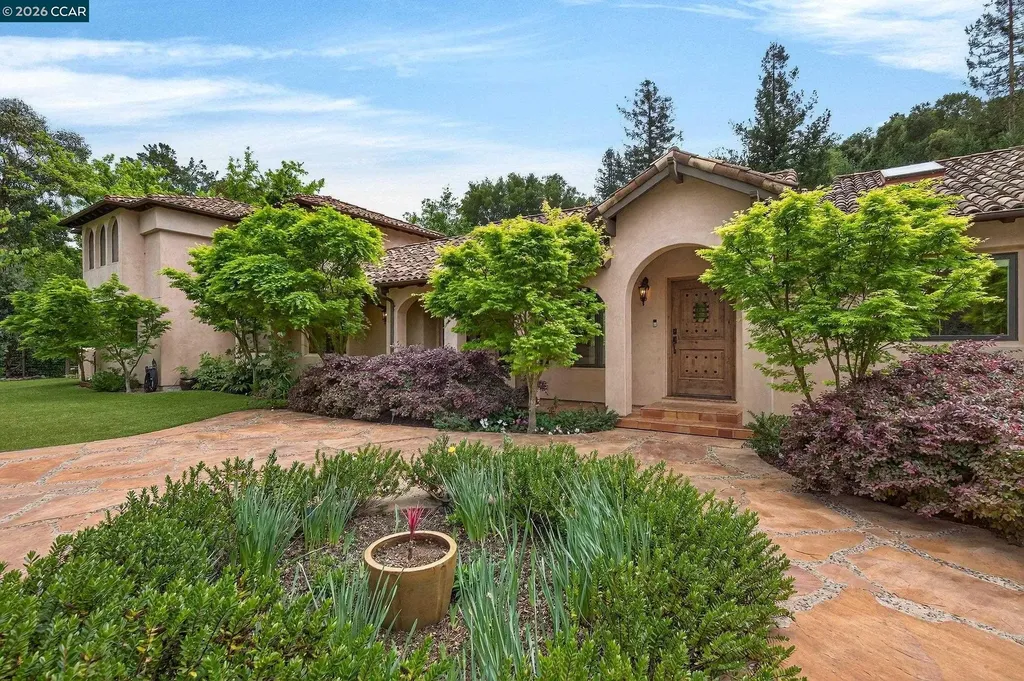 80 Rheem Boulevard Orinda CA 94563