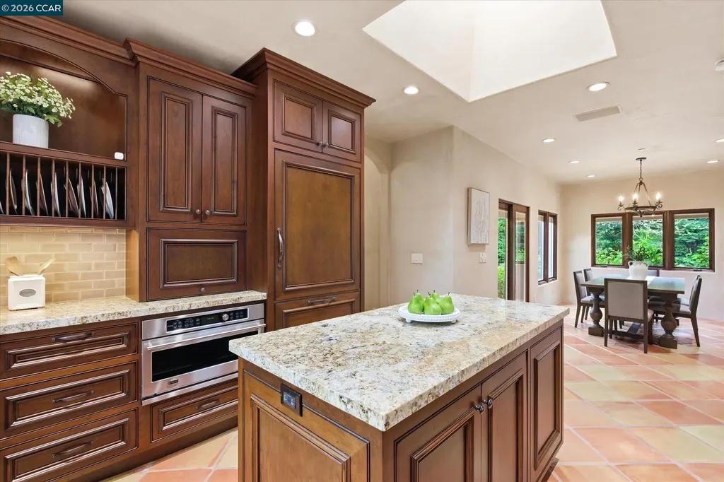 80 Rheem Boulevard Orinda CA 94563