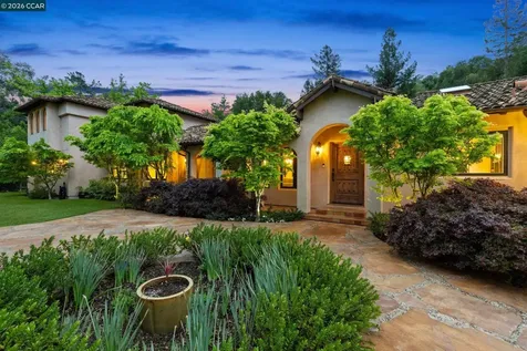 80 Rheem Boulevard Orinda CA 94563
