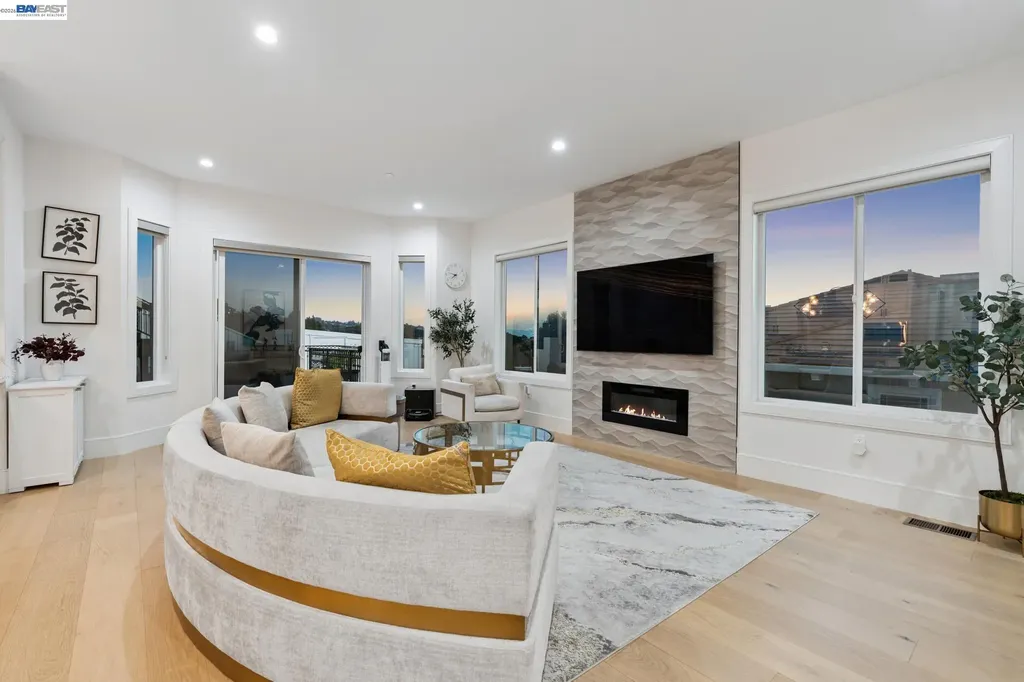 3606 Sarita Street Hayward CA 94542