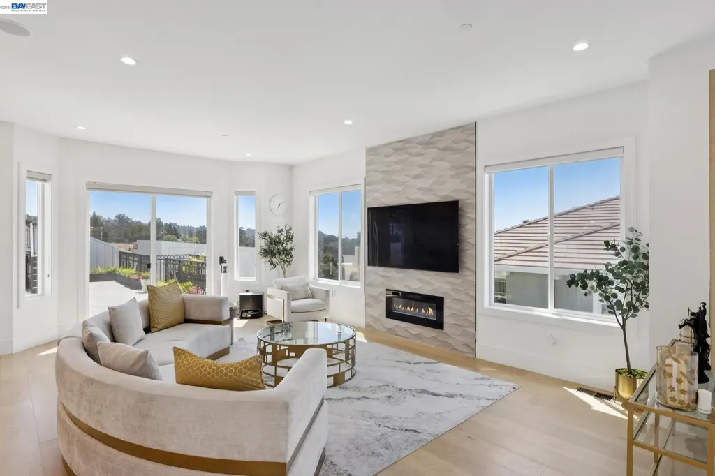 3606 Sarita Street Hayward CA 94542
