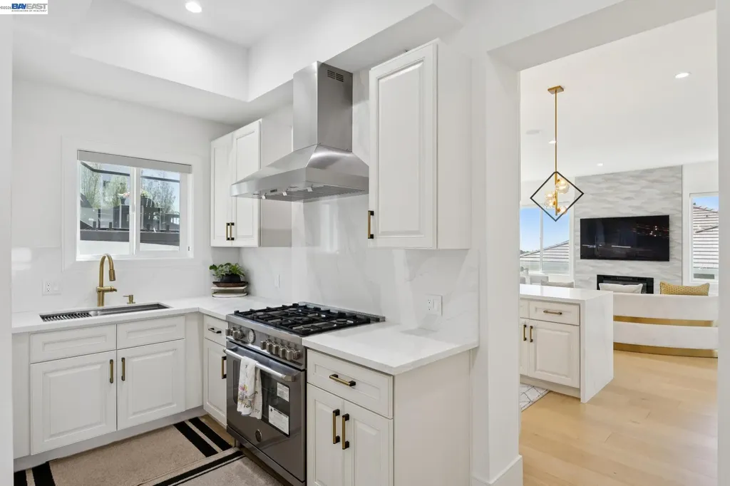3606 Sarita Street Hayward CA 94542