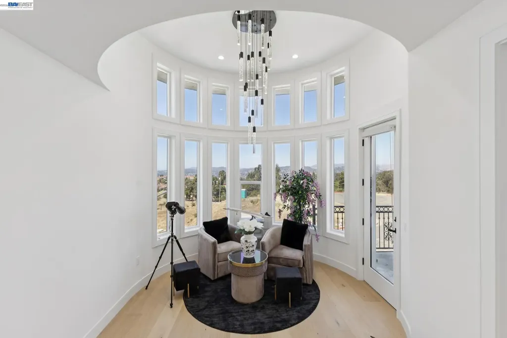 3606 Sarita Street Hayward CA 94542