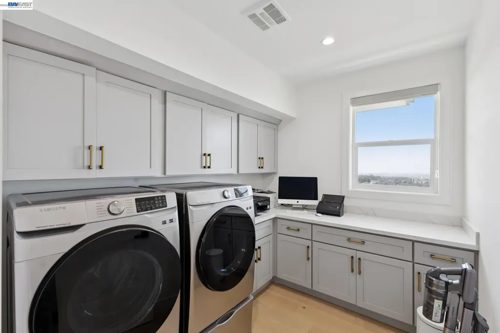 3606 Sarita Street Hayward CA 94542