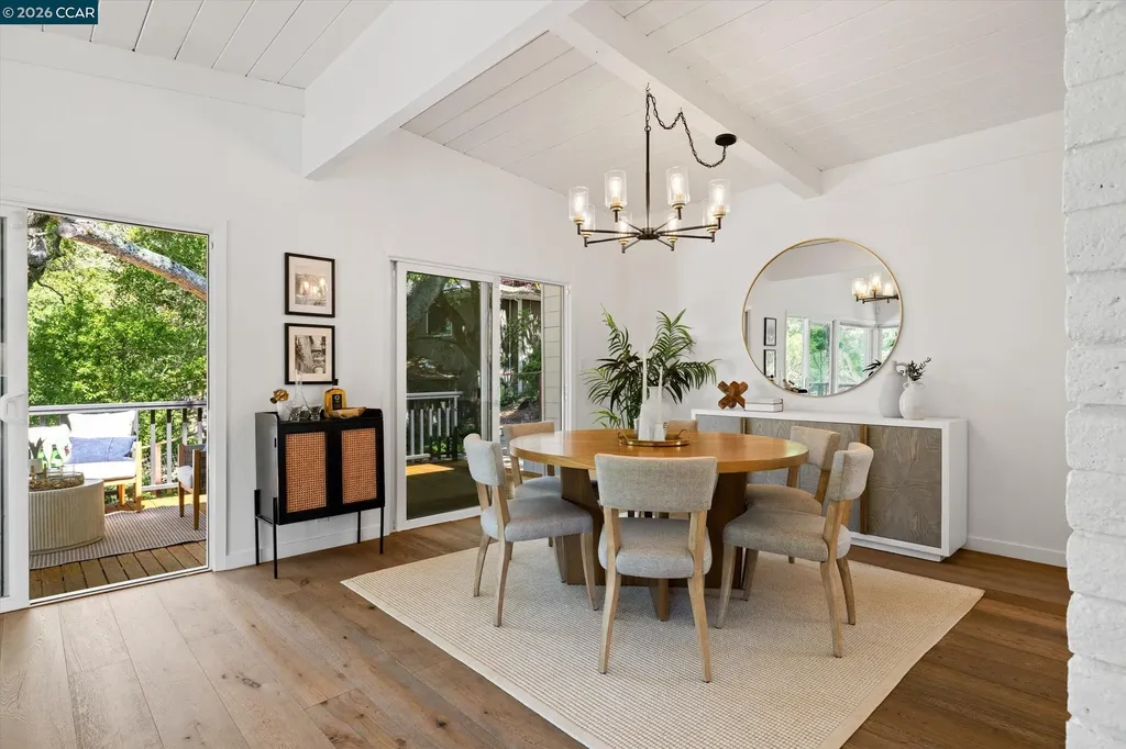 8 Westwood Court Orinda CA 94563