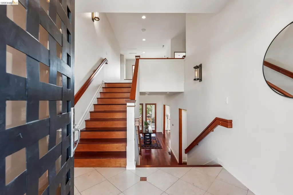13454 Campus Drive Oakland CA 94619