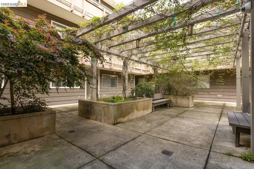 2601 College Avenue Berkeley CA 94704