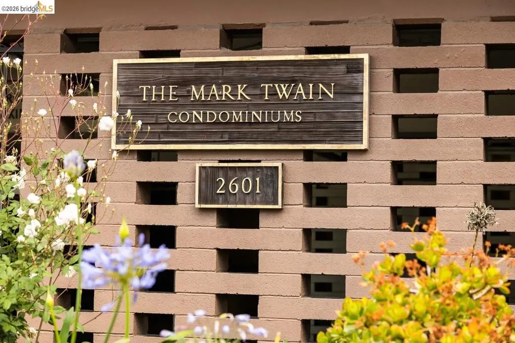 2601 College Avenue Berkeley CA 94704