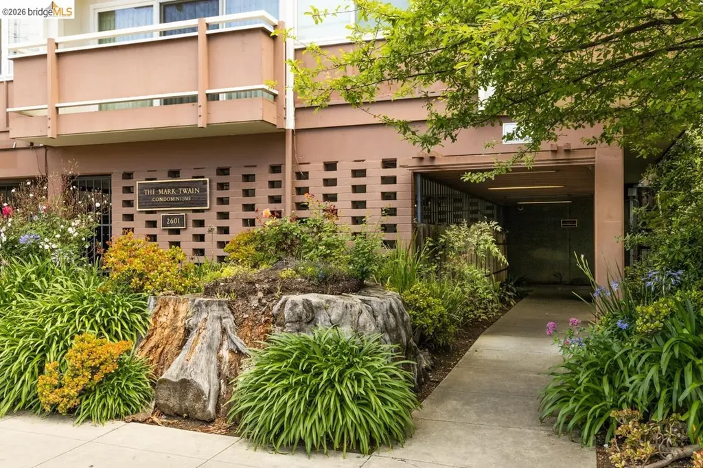 2601 College Avenue Berkeley CA 94704