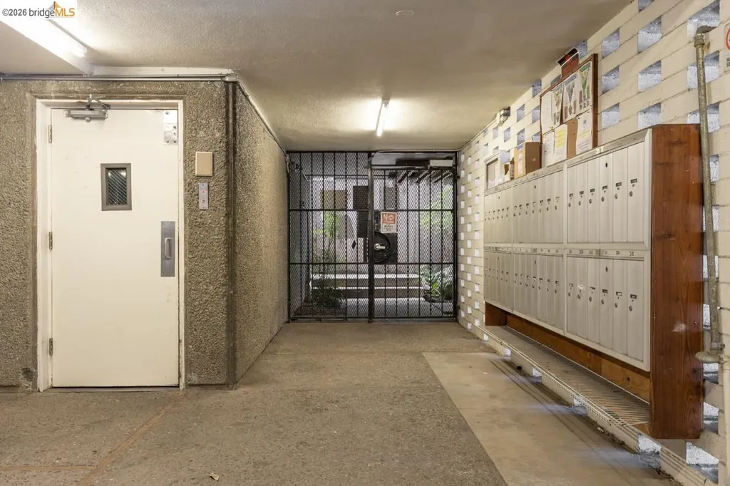 2601 College Avenue Berkeley CA 94704