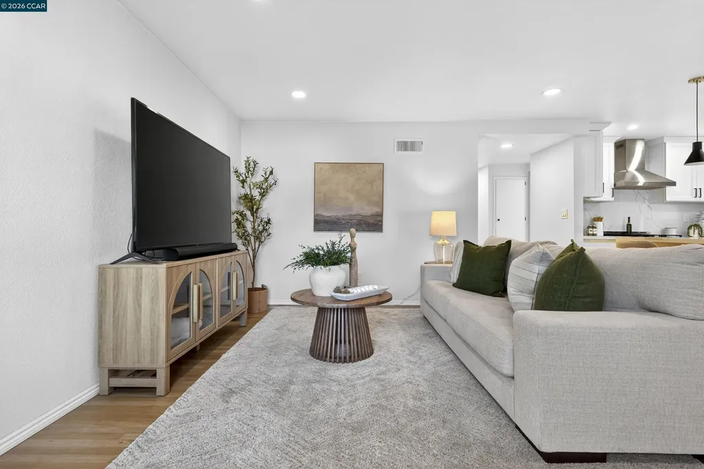 1891 Gilly Lane Concord CA 94518