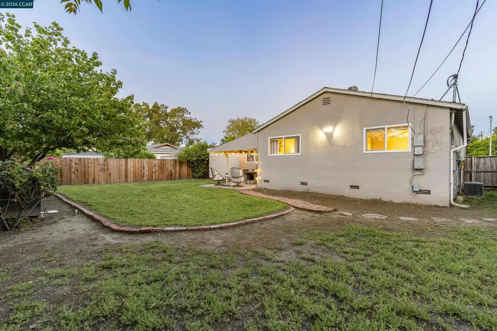 1891 Gilly Lane Concord CA 94518