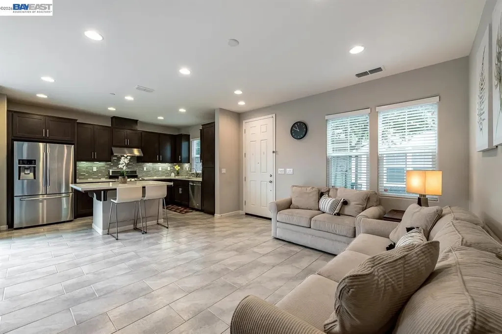 1663 Sylvia Street Hayward CA 94545