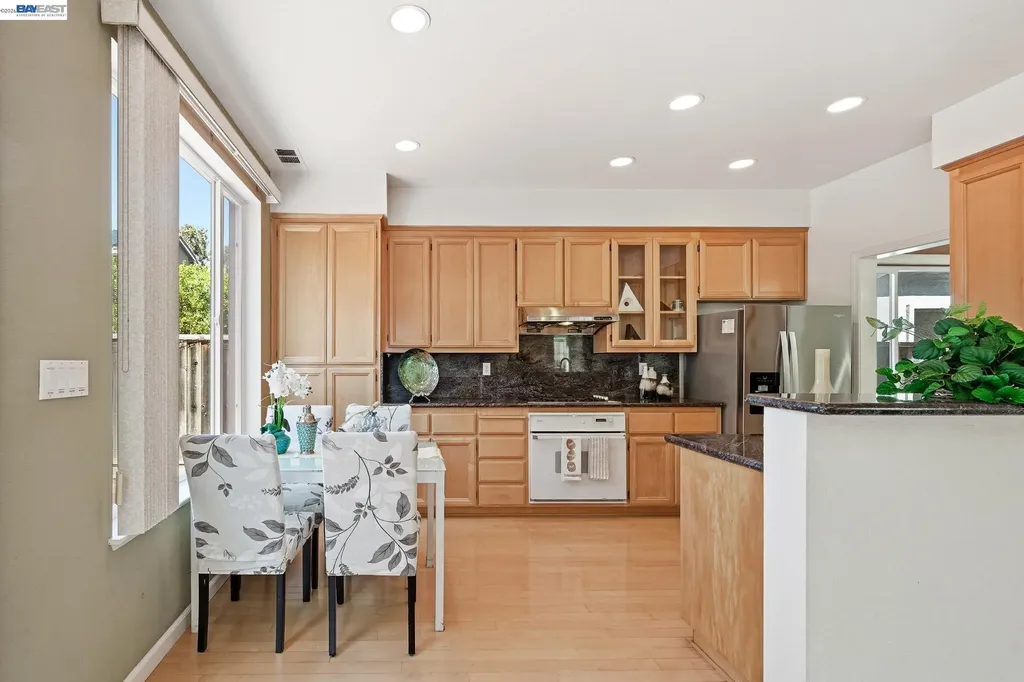 17 Miranda Court Alameda CA 94502