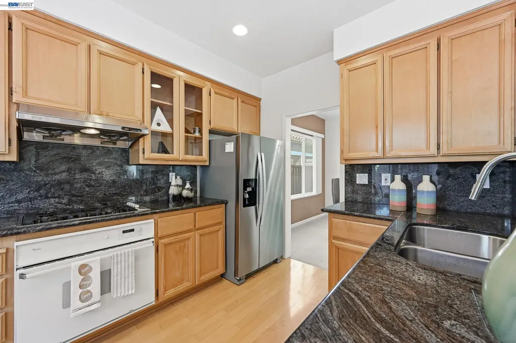 17 Miranda Court Alameda CA 94502