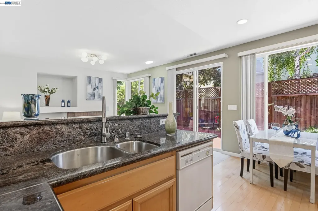 17 Miranda Court Alameda CA 94502