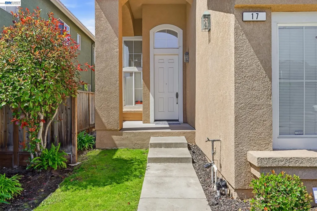 17 Miranda Court Alameda CA 94502
