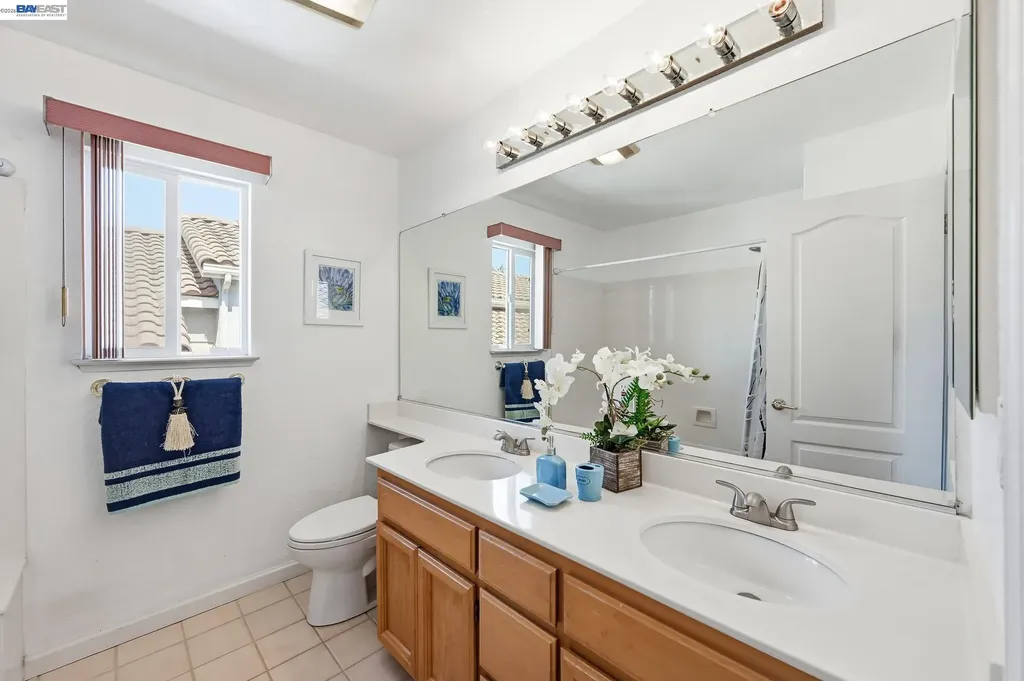 17 Miranda Court Alameda CA 94502