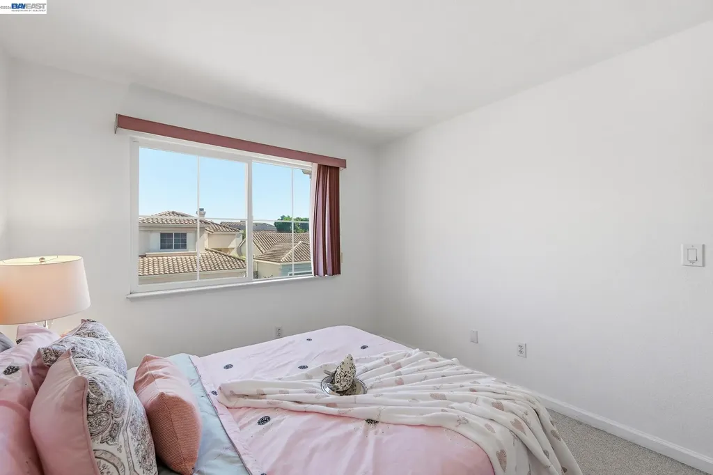 17 Miranda Court Alameda CA 94502