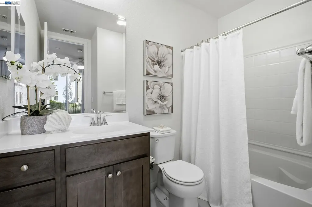 29741 Hansen Hayward CA 94544