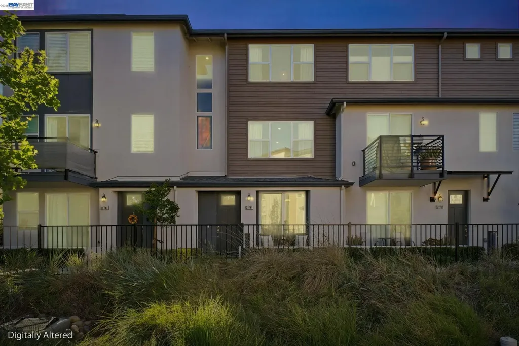 29741 Hansen Hayward CA 94544