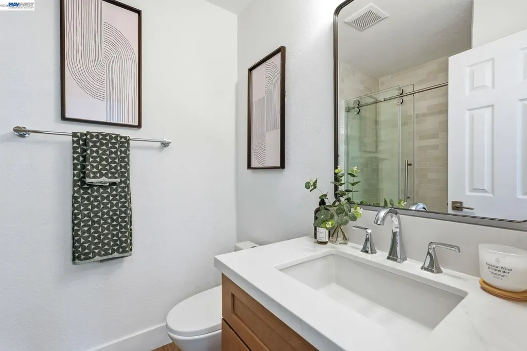 2 Knoll Court Hercules CA 94547
