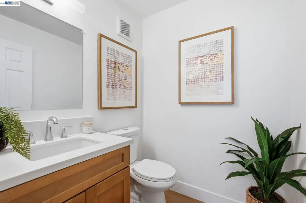 2 Knoll Court Hercules CA 94547