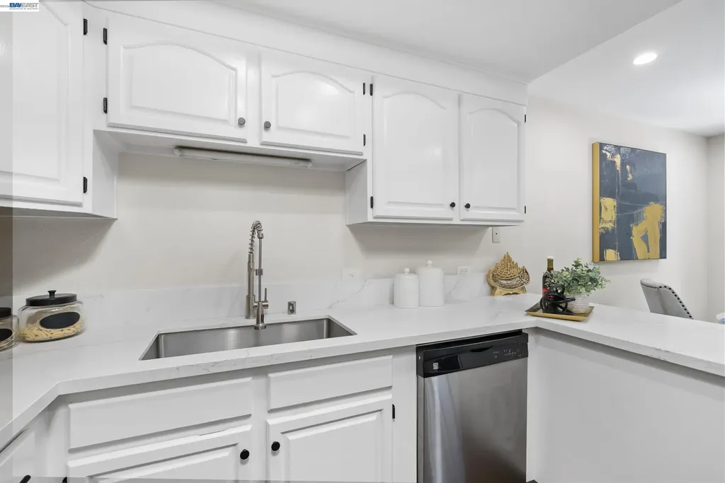 18 Gazania Terrace Fremont CA 94536