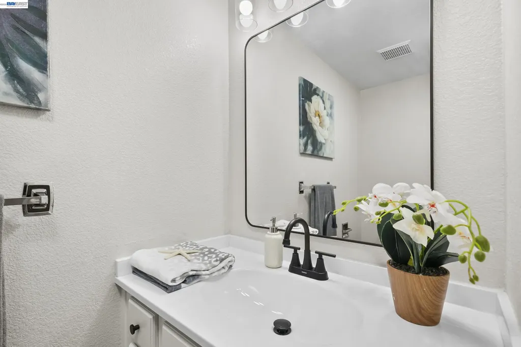 18 Gazania Terrace Fremont CA 94536