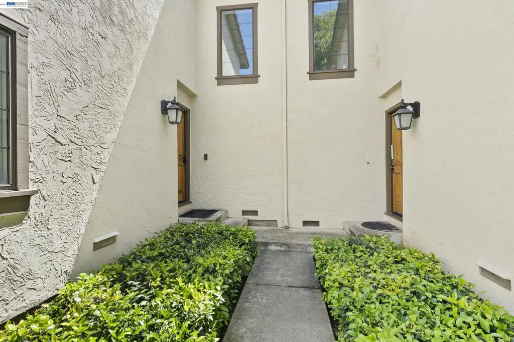 18 Gazania Terrace Fremont CA 94536