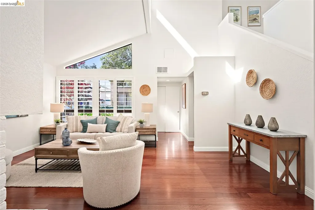 806 Ironwood Road Alameda CA 94502