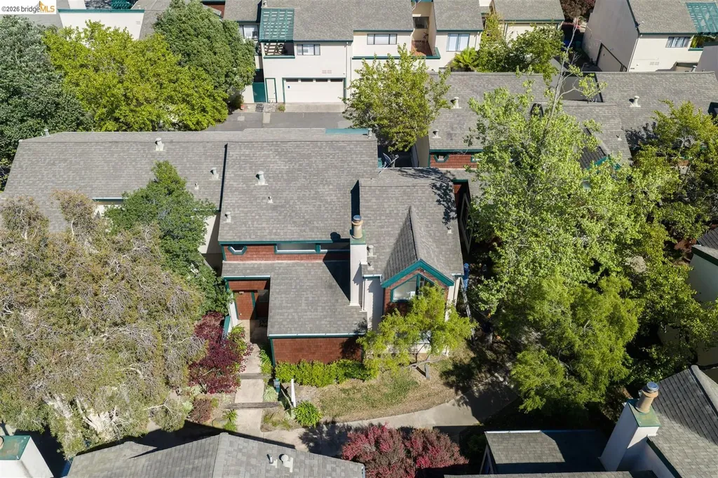 806 Ironwood Road Alameda CA 94502