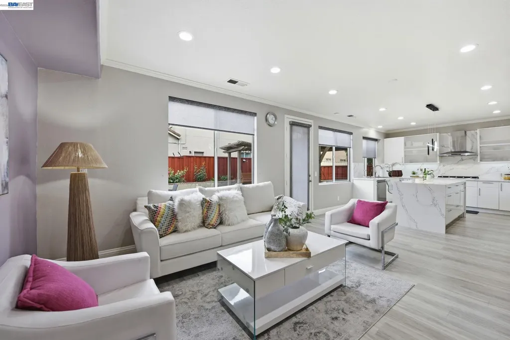 234 Bridgewater Road Hayward CA 94544
