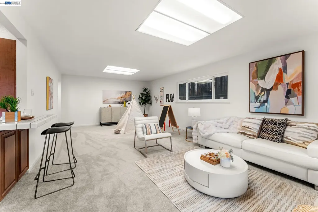 4473 Hillsborough Drive Castro Valley CA 94546