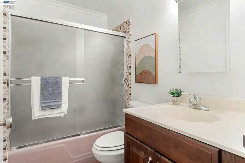 4473 Hillsborough Drive Castro Valley CA 94546