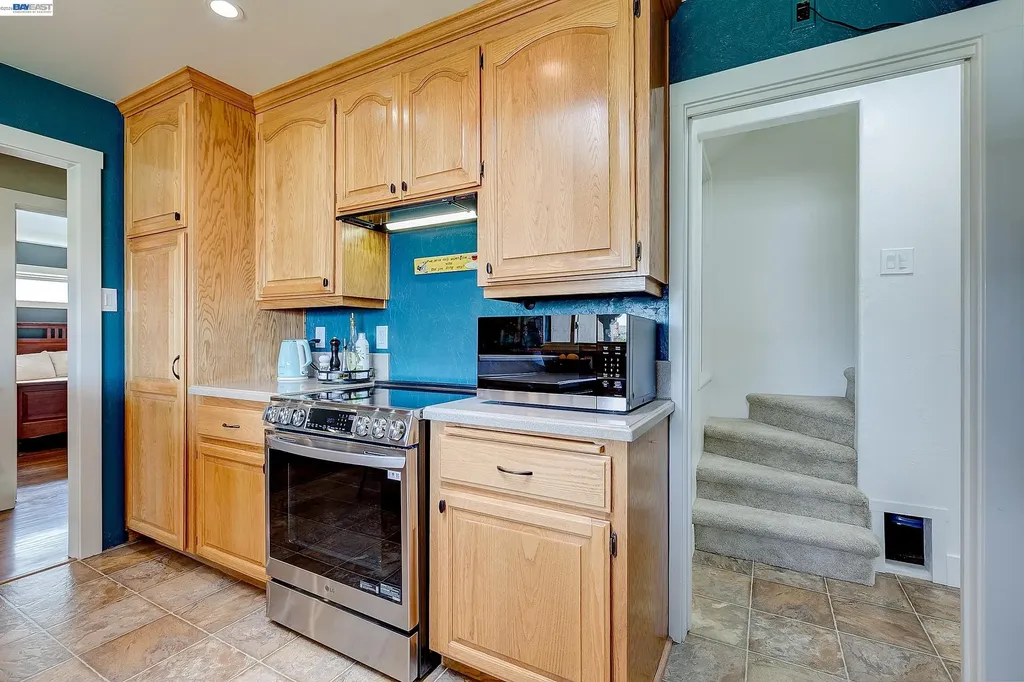 1428 Abbey Avenue San Leandro CA 94579