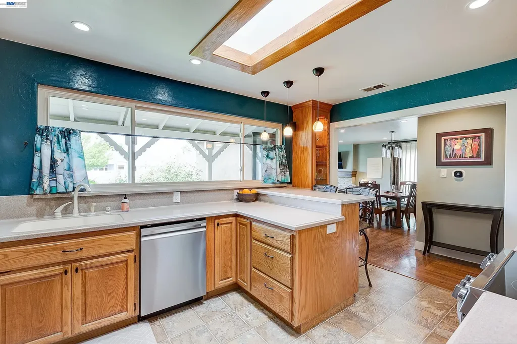 1428 Abbey Avenue San Leandro CA 94579
