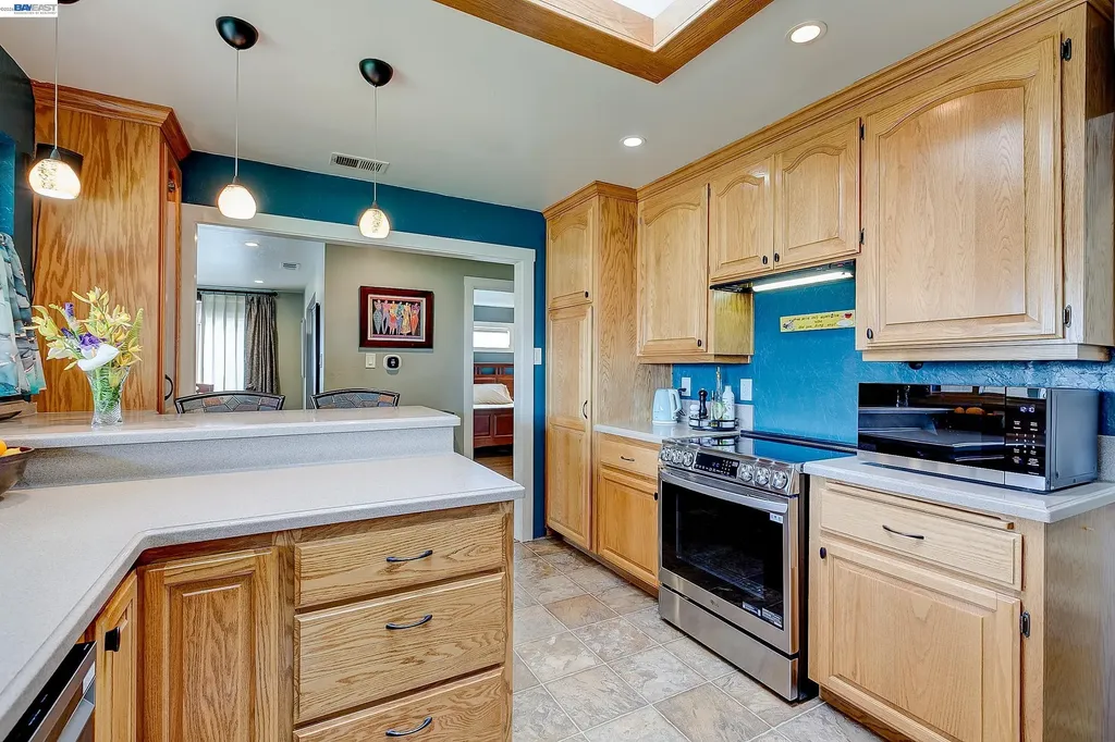 1428 Abbey Avenue San Leandro CA 94579