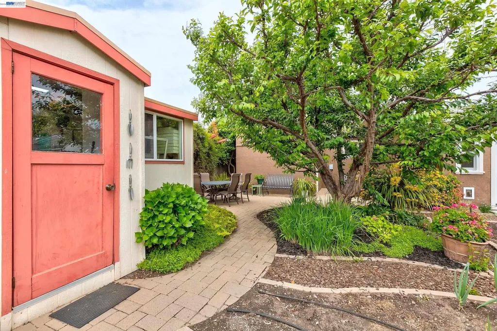 1428 Abbey Avenue San Leandro CA 94579