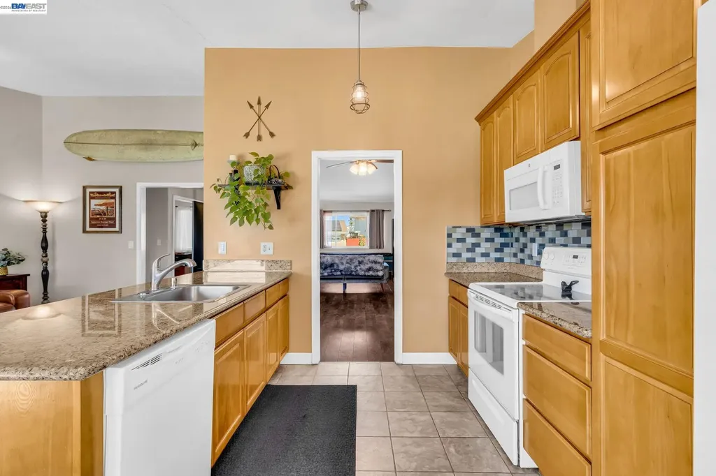 5542 Riverlake Road Discovery Bay CA 94505