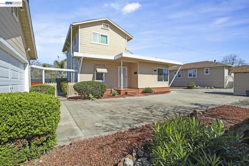 1928 Alpha Way Antioch CA 94509