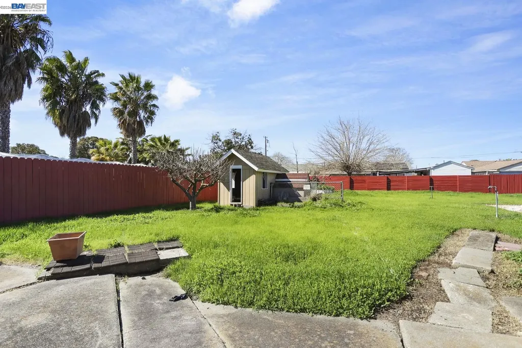 1928 Alpha Way Antioch CA 94509
