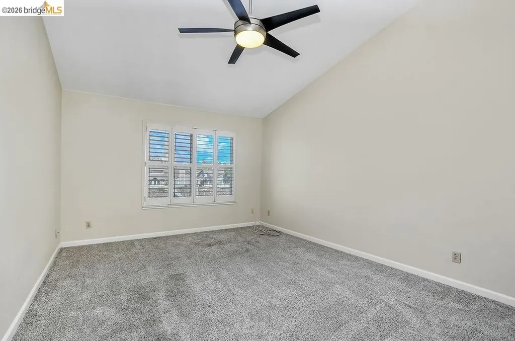 184 Pelican Loop Pittsburg CA 94565