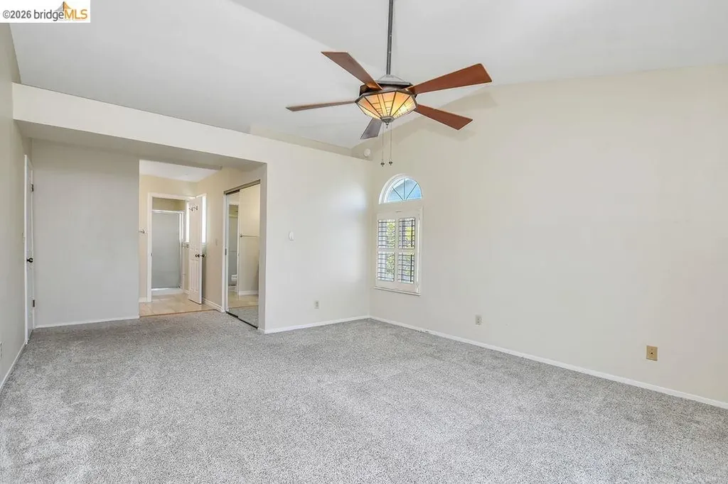 184 Pelican Loop Pittsburg CA 94565