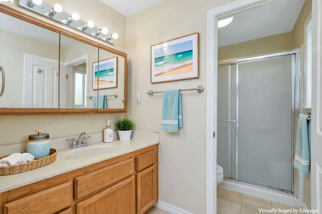 184 Pelican Loop Pittsburg CA 94565