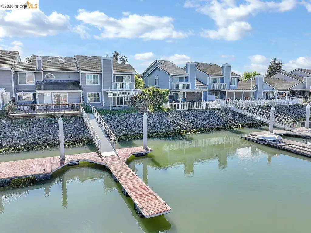 184 Pelican Loop Pittsburg CA 94565