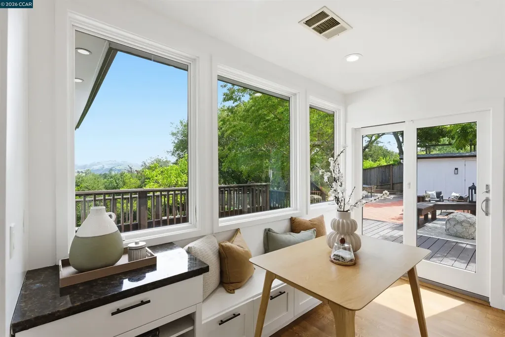 31 Crestview Drive Orinda CA 94563